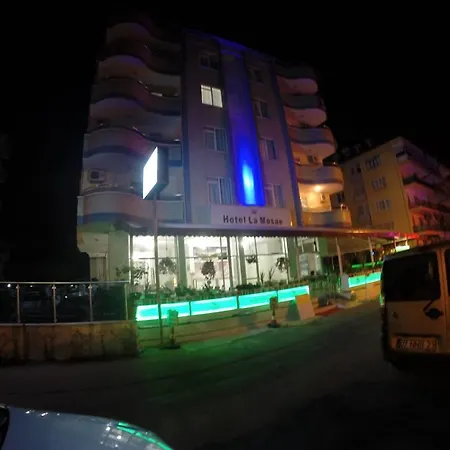 Apartmanhotel La Mosae 3*