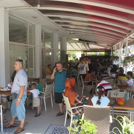 Apartmanhotel La Mosae 3*