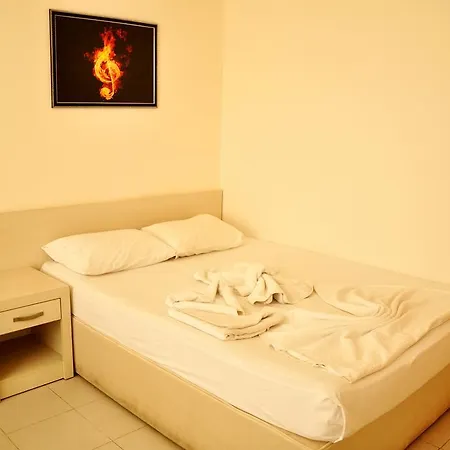 Apart Otel La Mosae